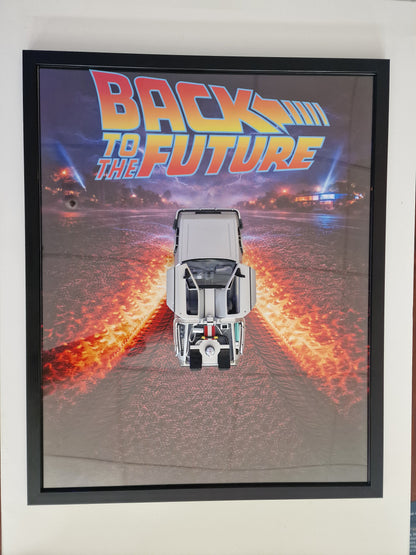 Cadre Back to the Future DeLorean – Tableau Retour vers le Futur 40x50 – Décoration cinéma geek – Voiture DeLorean