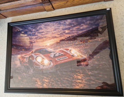 Cadre Porsche 917 Le Mans 60x90 cm – Grande affiche voiture encadrée – Décoration murale automobile vintage – Tableau garage luxe