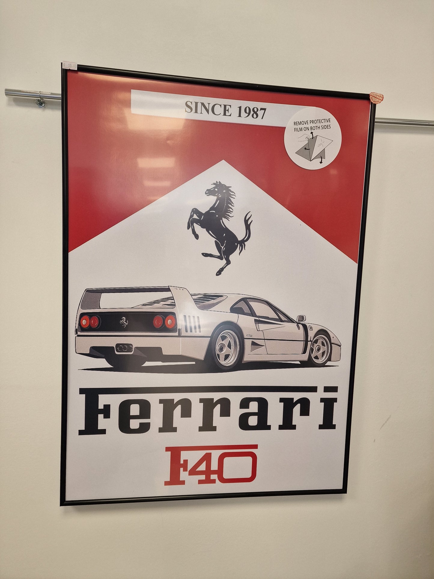 Cadre décoratif Ferrari F40 – Affiche hommage à la supercar mythique (Format 54 × 74 cm)