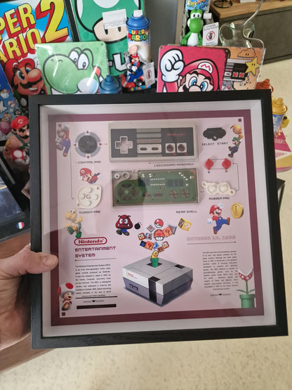 Cadre manette Famicom Nintendo – Déco gaming rétro années 80 – Objet geek vintage fait main