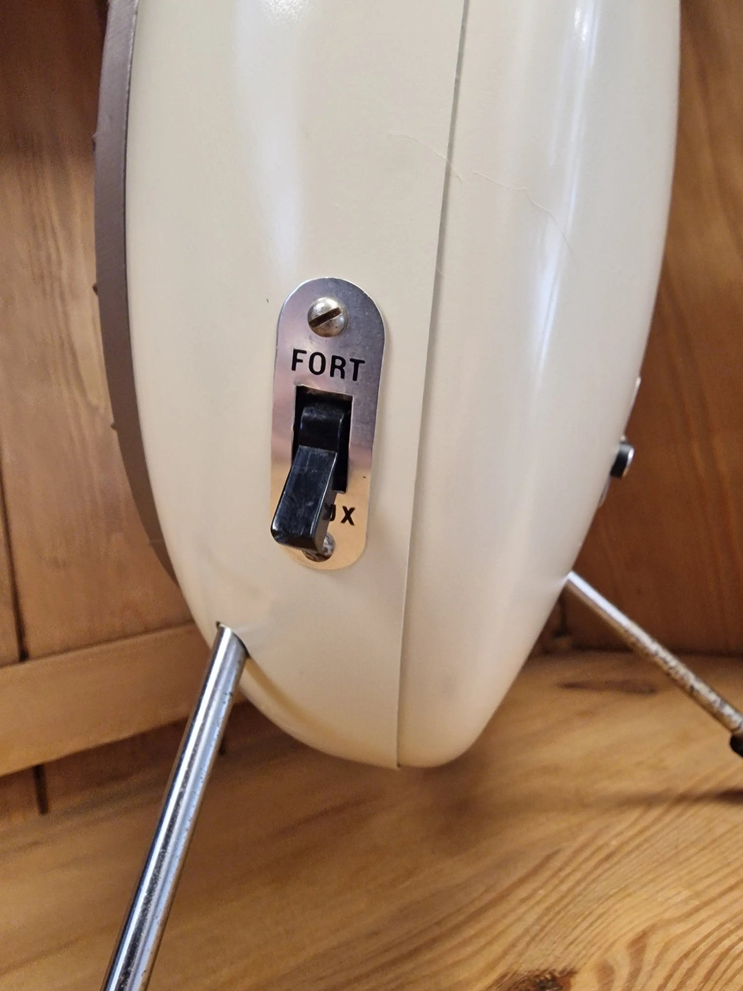 🔥 Enceinte Bluetooth Unique – Radiateur Calor congo Vintage Recyclé (44 x 33 cm) Vintagedison