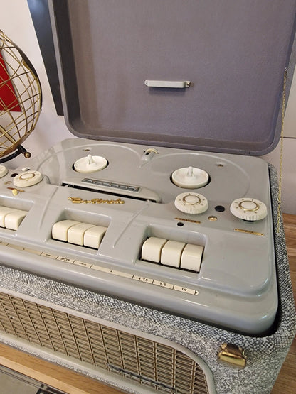 Enceinte Bluetooth vintage  dans ancien magnétophone bi amplificateur philips Vintagedison