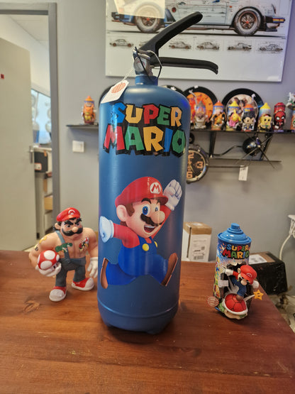 Extincteur Custom Super Mario – Objet de décoration avec rangement secret pour bouteille