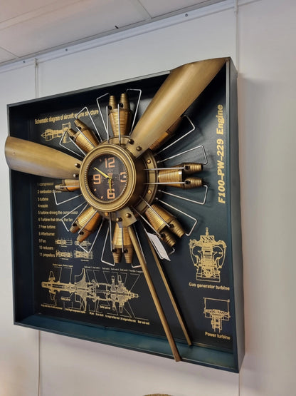 Horloge cadre hélice avion Sculpture métal CADRAVEN