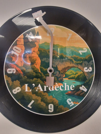 Horloge Vinyle Ardéche – Une Horloge Vintage Unique pour les amoureux de l'Ardèche