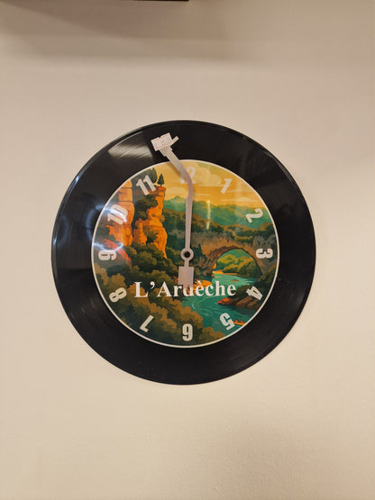 Horloge Vinyle Ardéche – Une Horloge Vintage Unique pour les amoureux de l'Ardèche