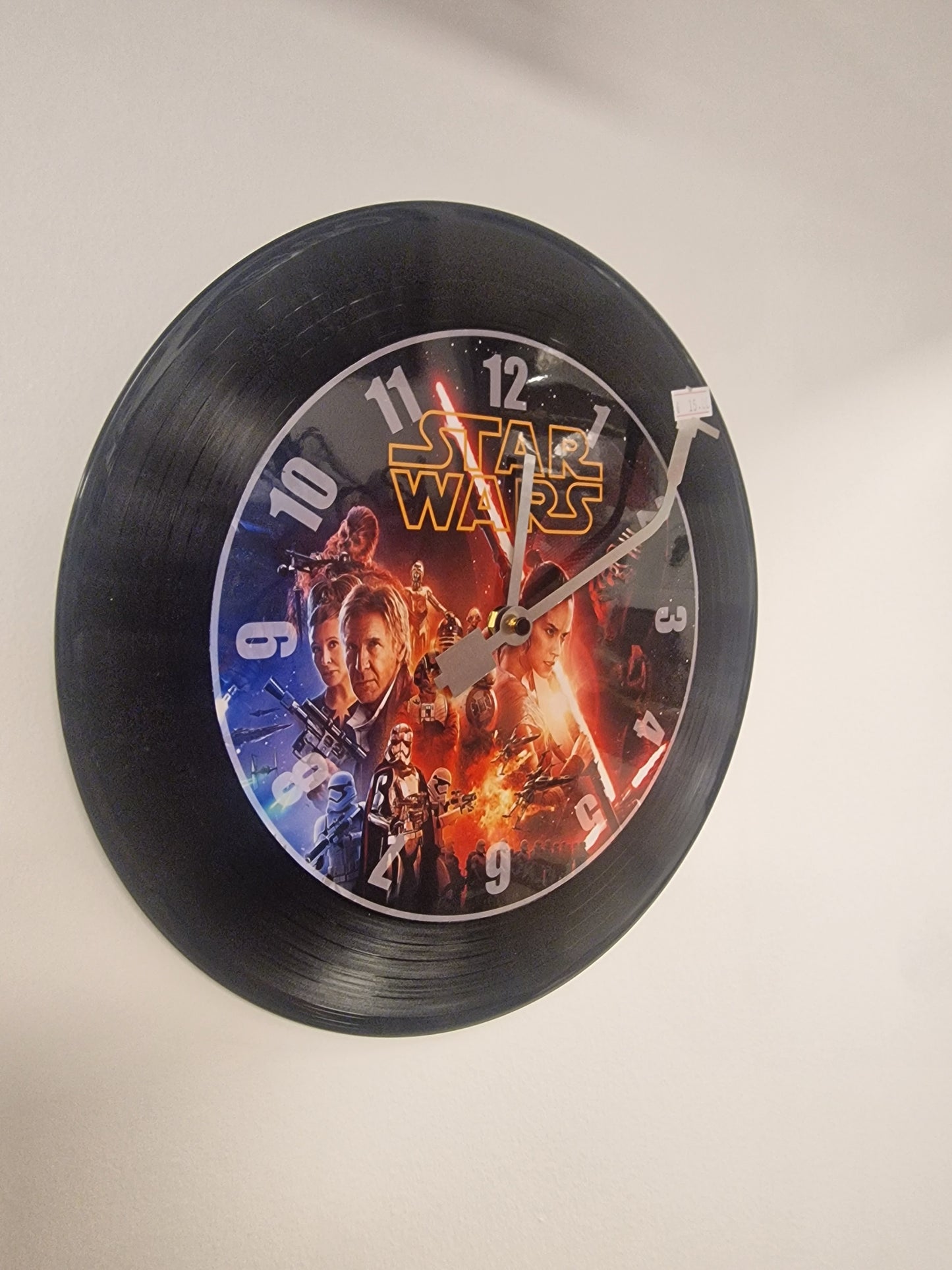 Horloge Vinyle star wars – Une Horloge Vintage Unique pour les Fans de star wars