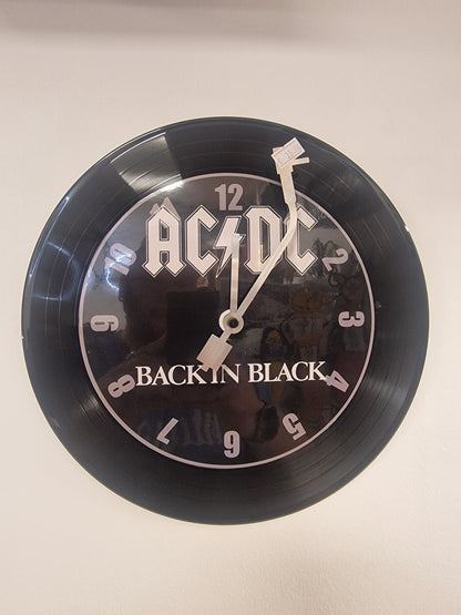 Horloge Vinyle ACDC– Une Horloge Vintage Unique pour les Fans de ACDC