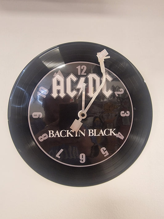 Horloge Vinyle ACDC– Une Horloge Vintage Unique pour les Fans de ACDC