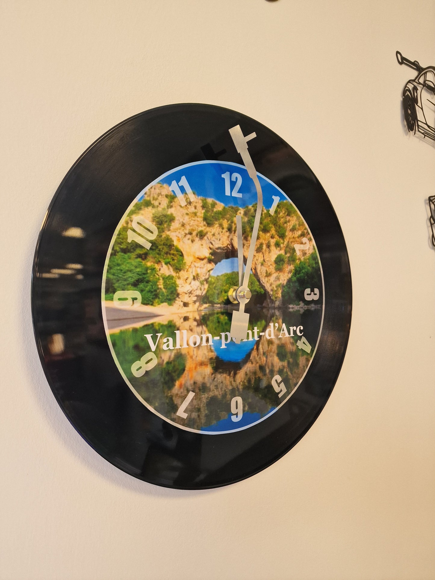 Horloge Vinyle Ardéche  vallon pont d'arc – Une Horloge Vintage Unique pour les amoureux de l'Ardèche