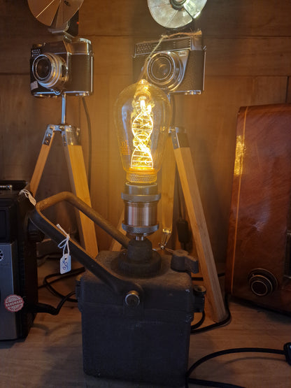 Lampe industrielle sncf vintage "Wonder"2  – Création artisanale unique