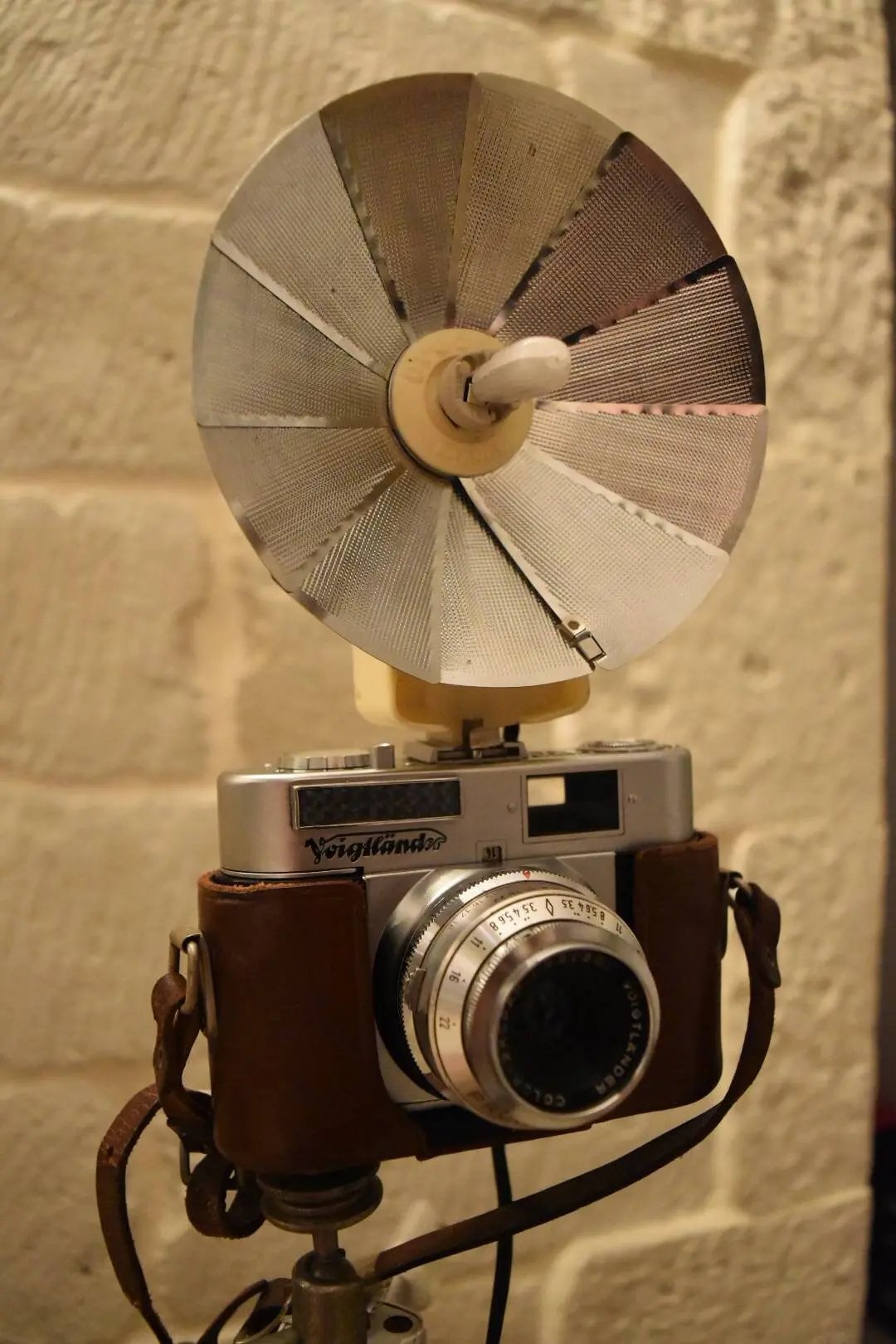 Lampe Appareil Photo voighander sur trepied télescopique Etsy