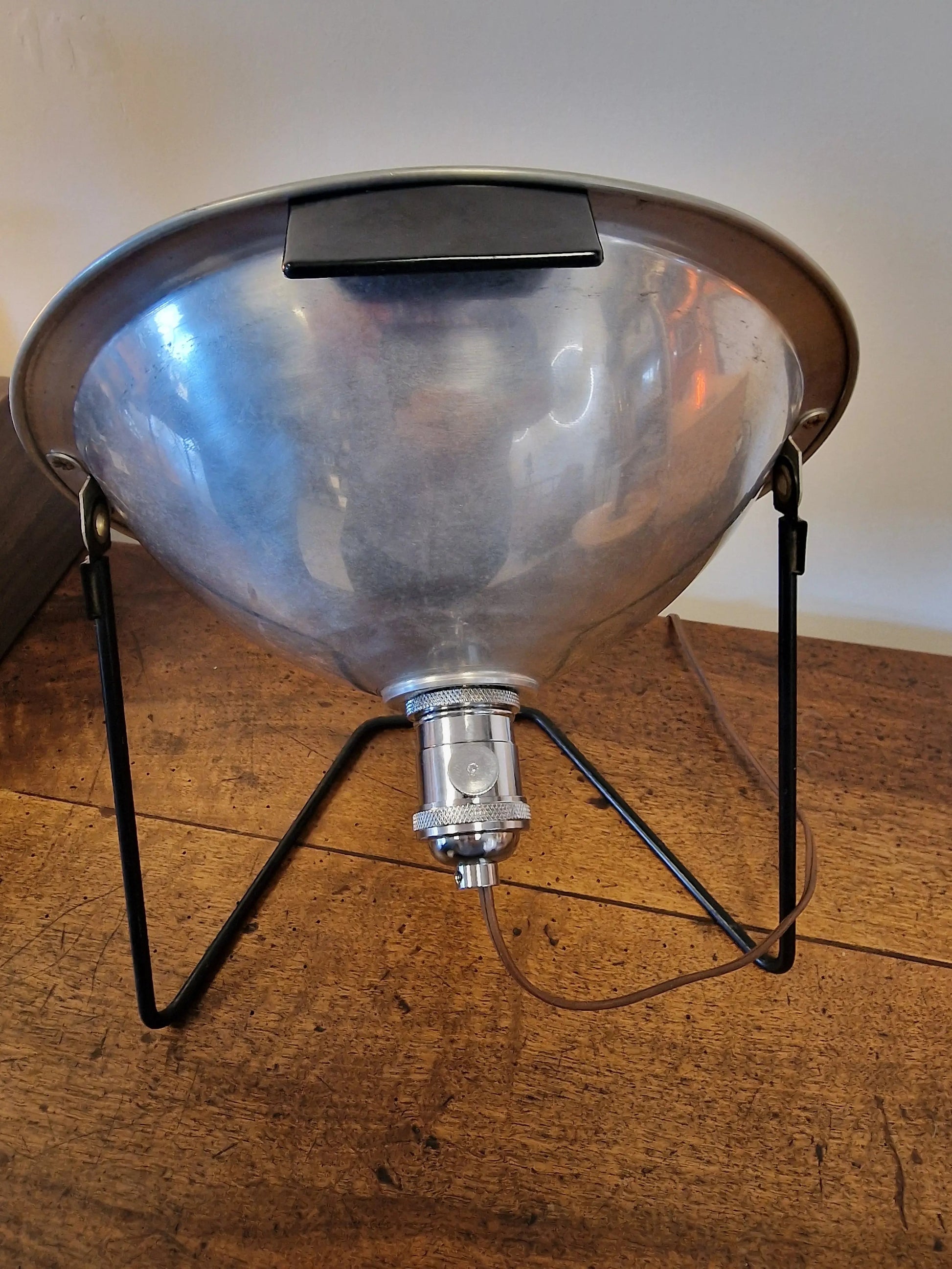 💡 Lampe Design Unique – Radiateur Calor KOD Vintage Recyclé (44 x 33 cm) Vintagedison