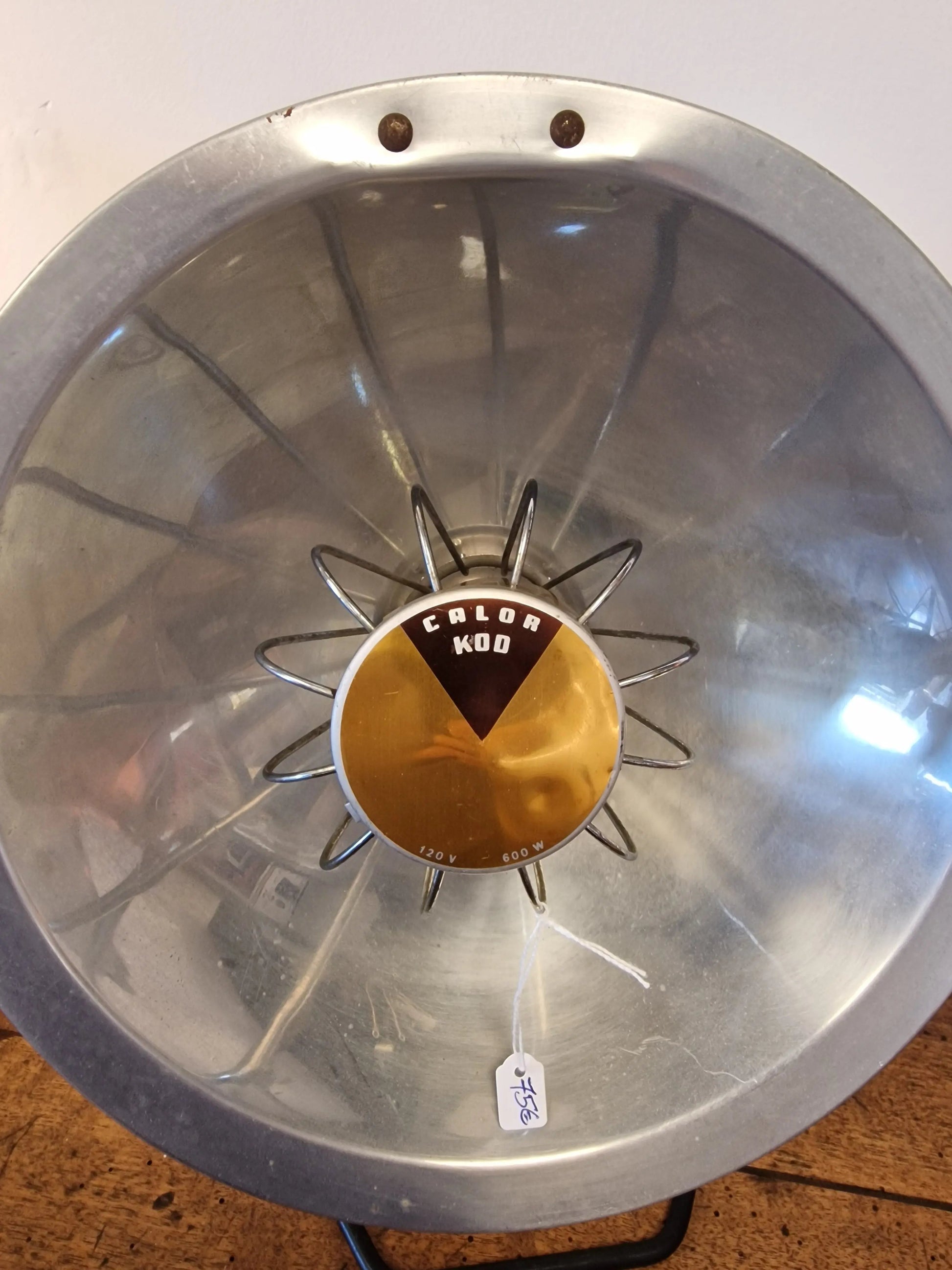 💡 Lampe Design Unique – Radiateur Calor KOD Vintage Recyclé (44 x 33 cm) Vintagedison