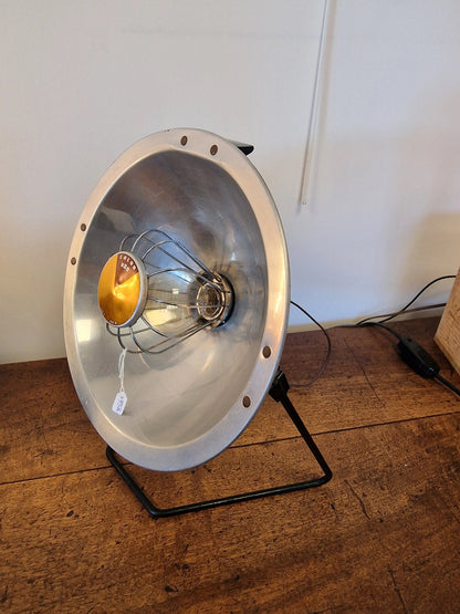 💡 Lampe Design Unique – Radiateur Calor KOD Vintage Recyclé (44 x 33 cm) Vintagedison