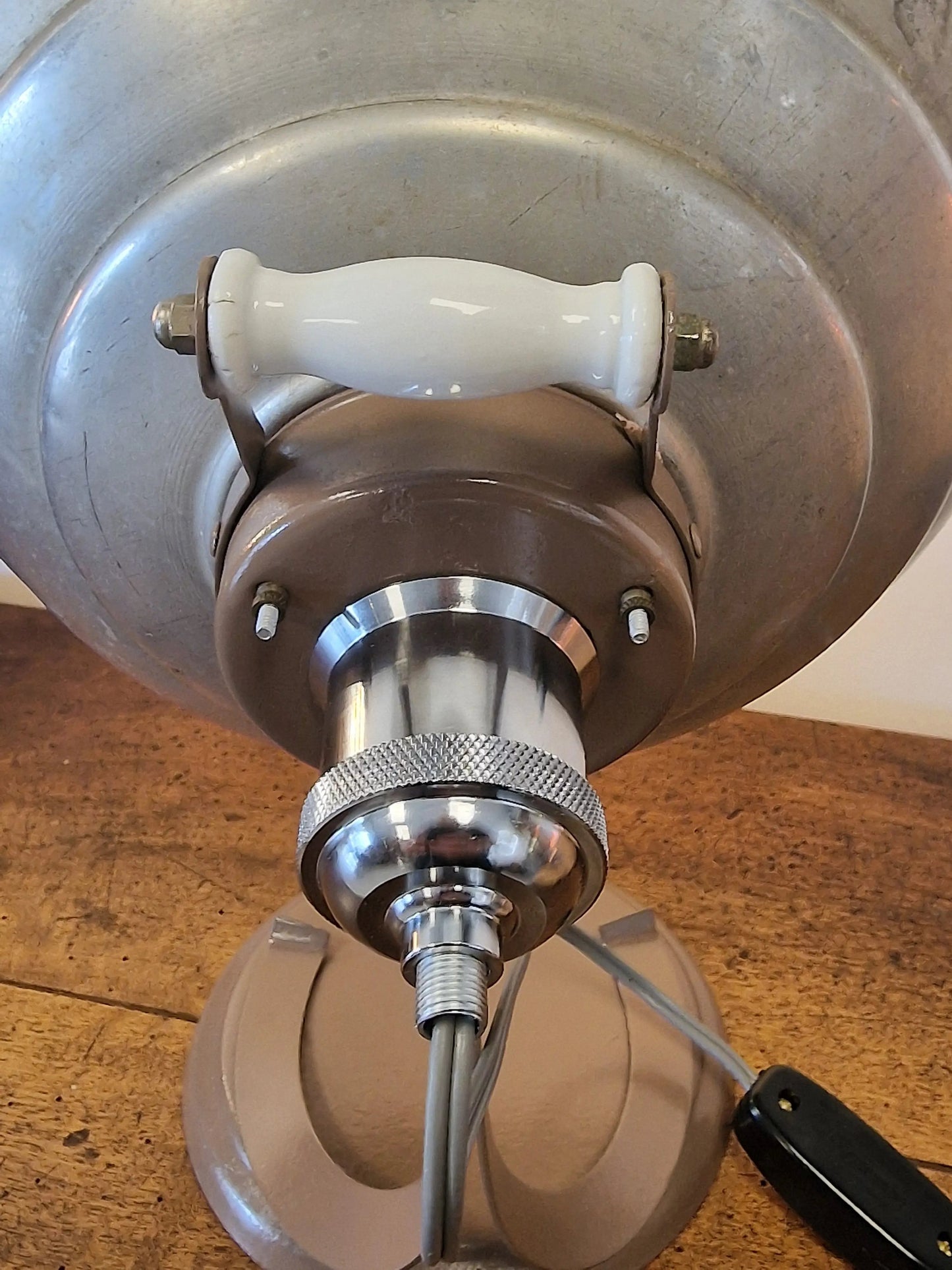 💡 Lampe Design Unique – Radiateur THERMOR Vintage Recyclé (41 x 27 cm) Vintagedison