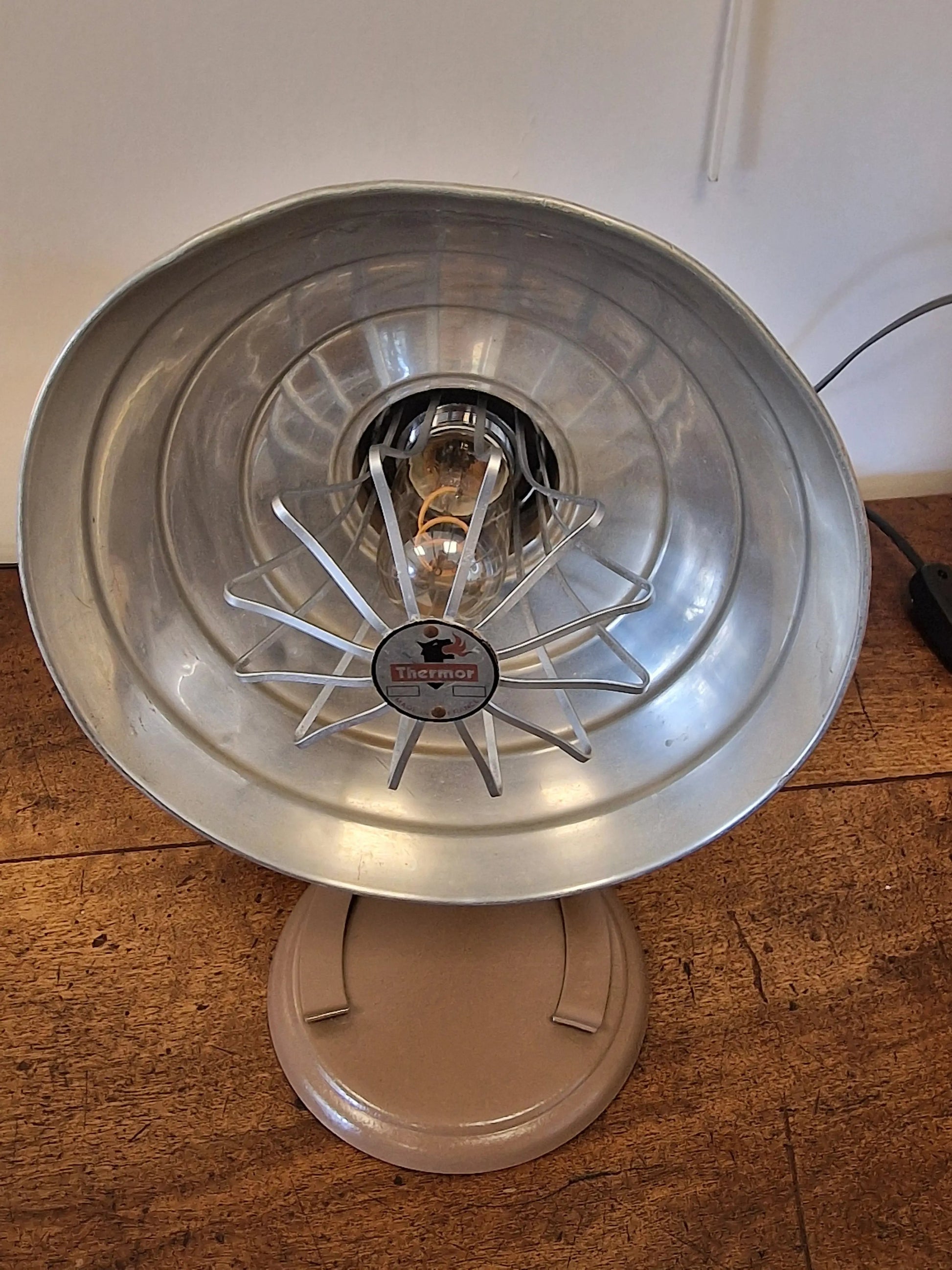 💡 Lampe Design Unique – Radiateur THERMOR Vintage Recyclé (41 x 27 cm) Vintagedison