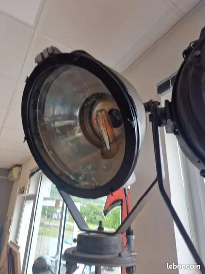 Lampe Projecteur Industrielle SNCF Monumentale – Pièce Unique et Rare Vintagedison