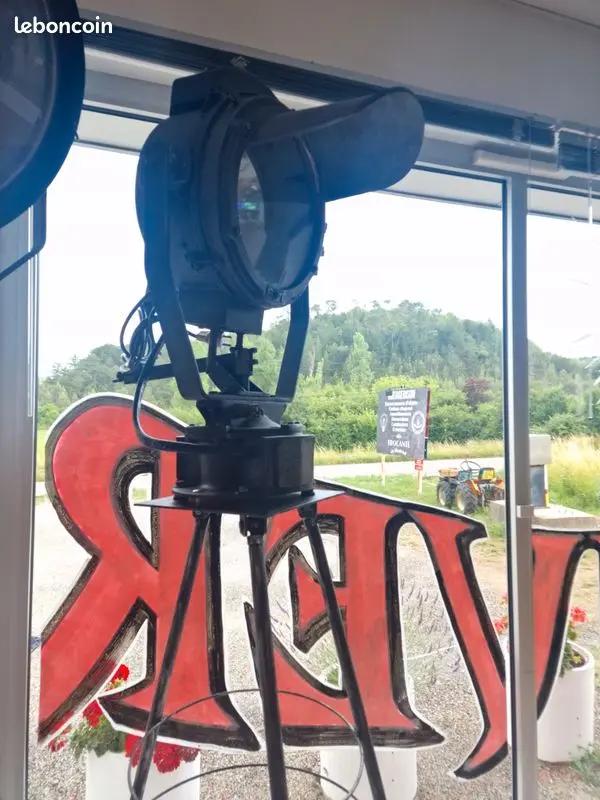 Lampe projecteur INDUSTRIEL de mirador de prison Vintagedison