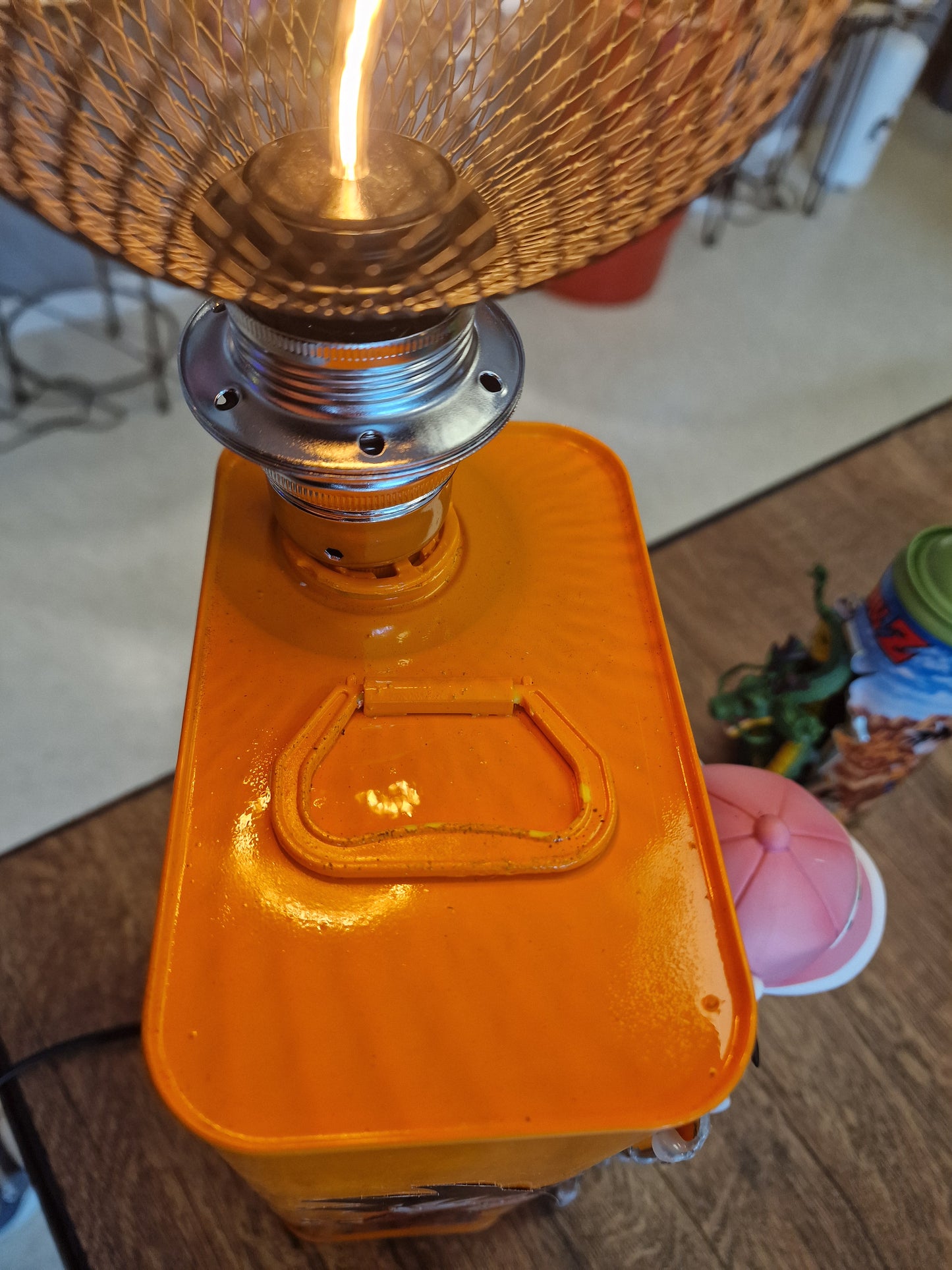 Lampe Dragon Ball Z Sangoku – Lampe Décorative Manga Customisée & Artisanale