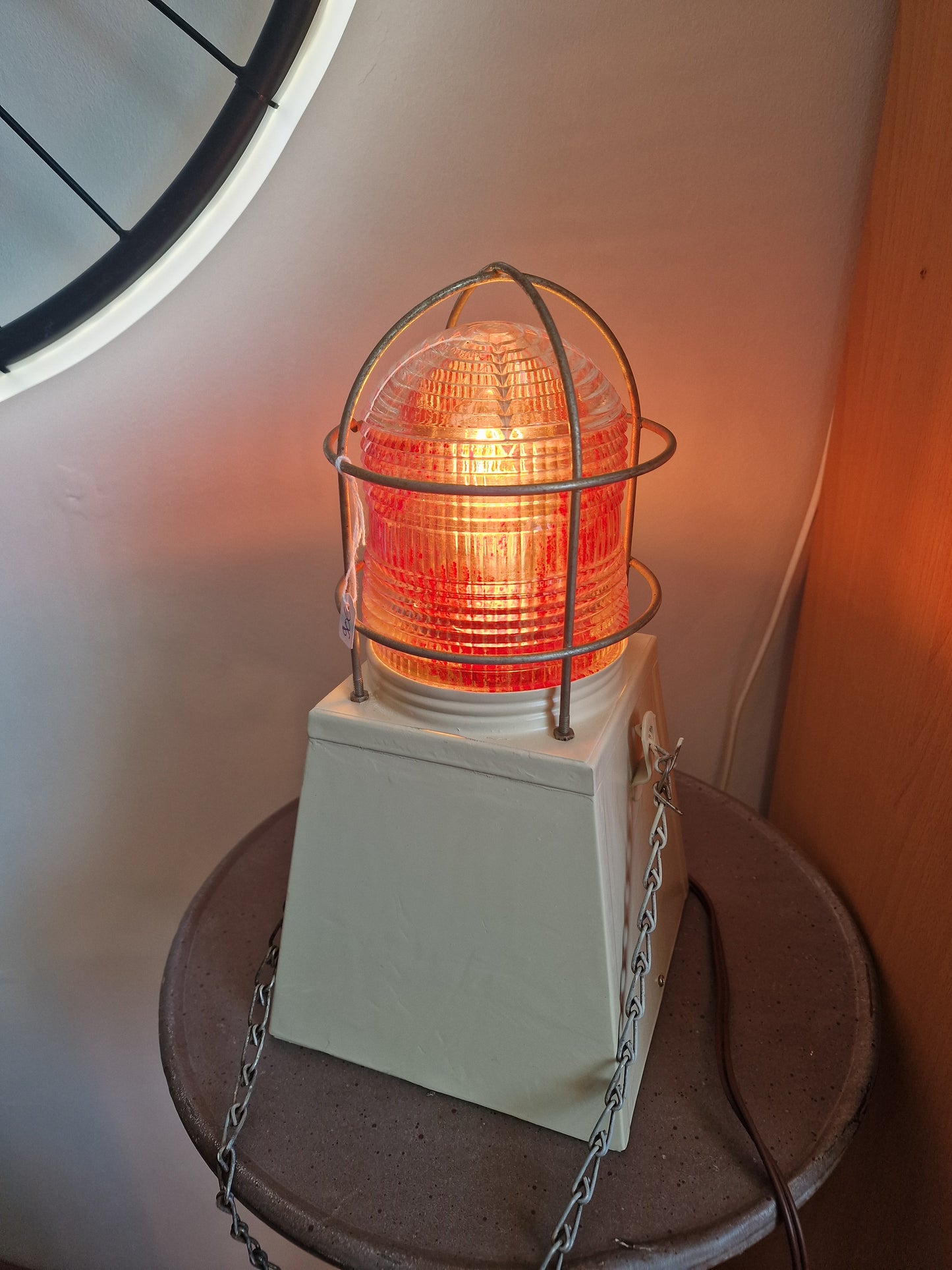 Lampe industrielle vintage rouge 220V | Ancienne lampe de bateau
