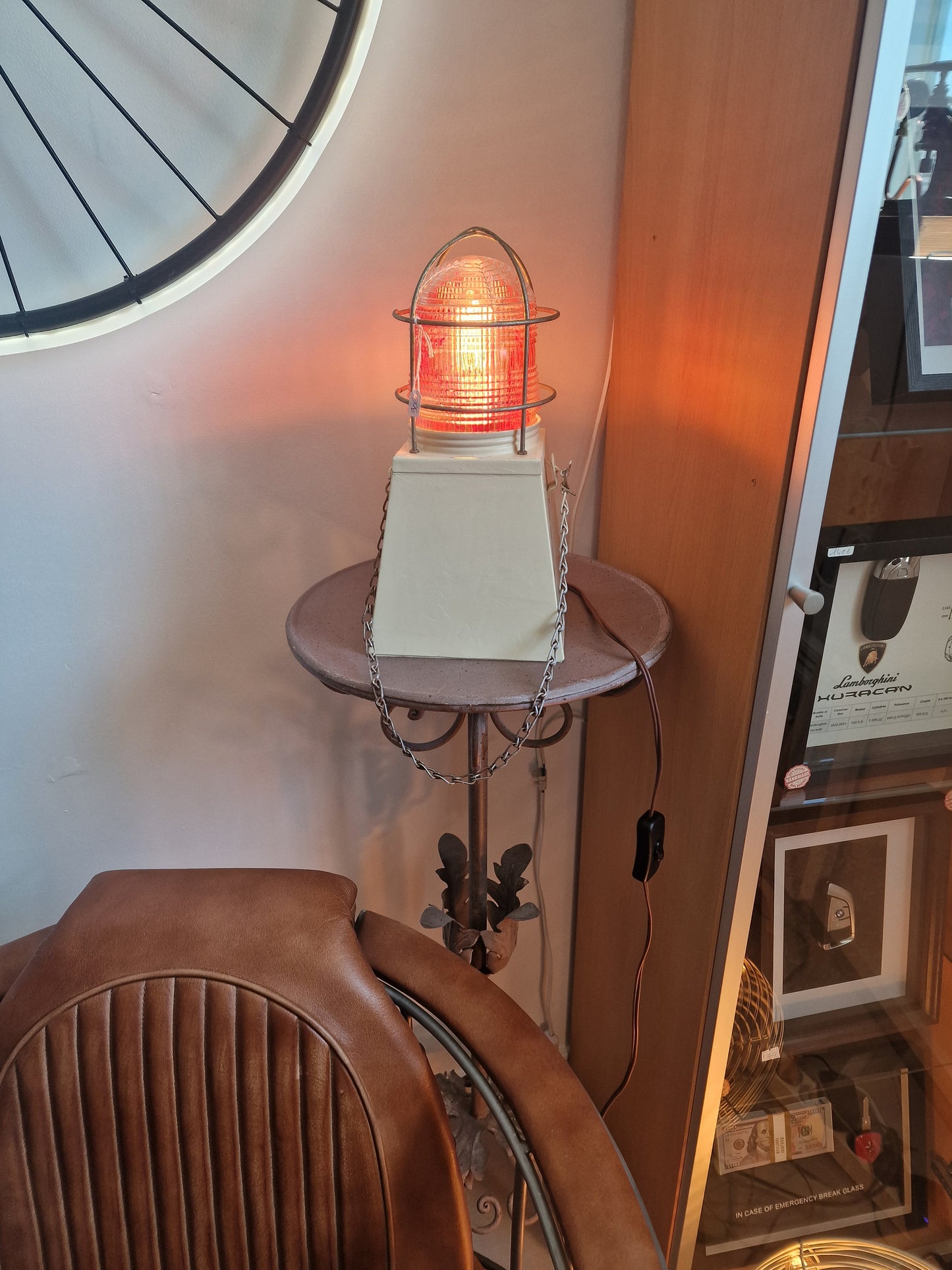 Lampe industrielle vintage rouge 220V | Ancienne lampe de bateau