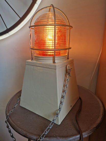 Lampe industrielle vintage rouge 220V | Ancienne lampe de bateau