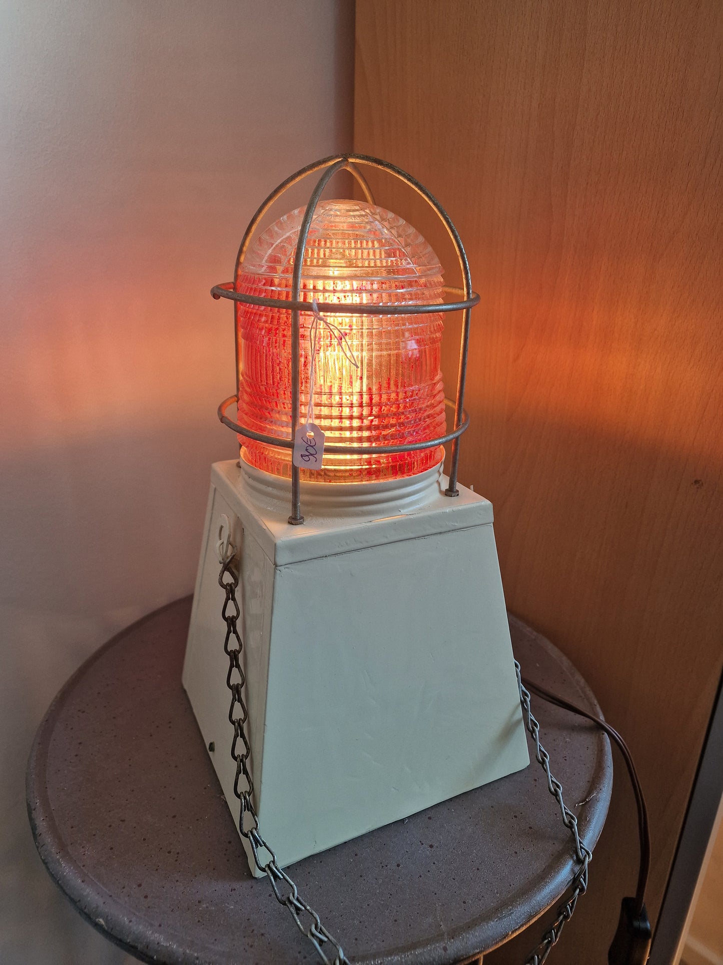 Lampe industrielle vintage rouge 220V | Ancienne lampe de bateau