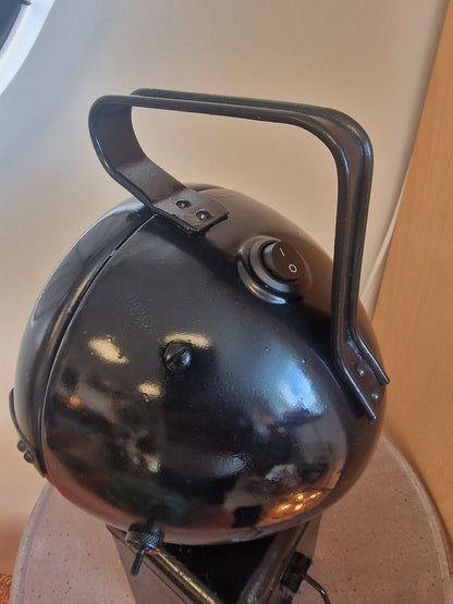 Lampe projecteur vintage – Création industrielle unique
