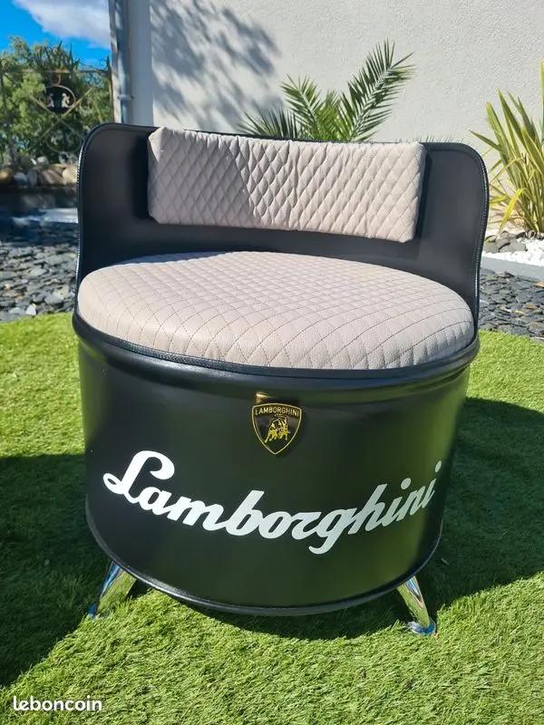 Lot de 2 Fauteuils Industriels Lamborghini – Réalisés à partir d’Anciens Barils d’Huile 200L Vintagedison