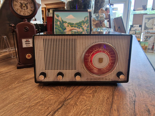 Radio Philips vintage transformée en enceinte Bluetooth – Poste rétro authentique & décoration industrielle