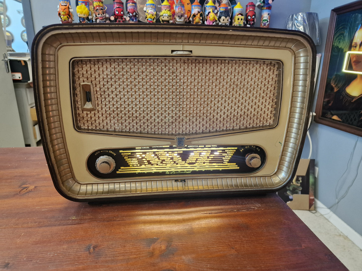 Radio Radiola Vintage Transformée en Enceinte Bluetooth – Haut-Parleur JVC – Restaurée et Fabriquée en Ardèche