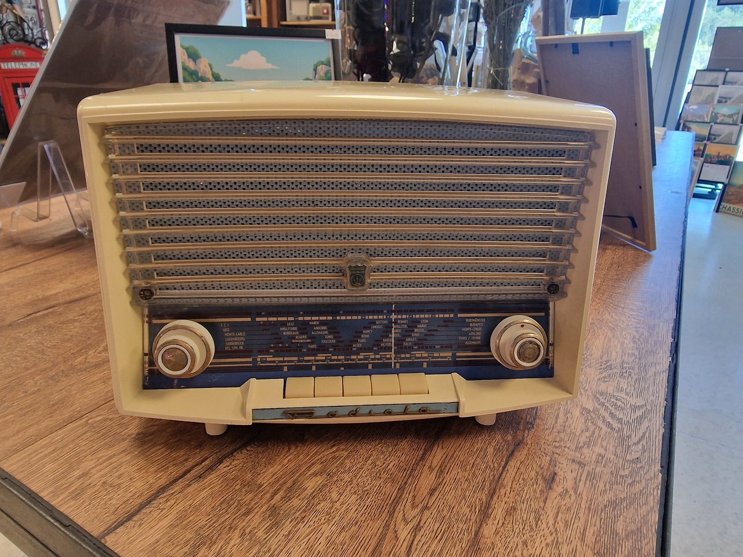 Radio Radiola Vintage Bluetooth – Radio Ancienne Transformée en Enceinte Bluetooth avec Haut-Parleur JVC