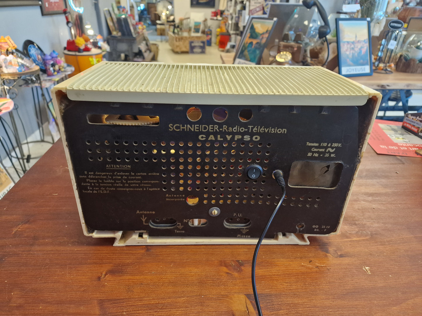 Radio Schneider Calypso Bluetooth Vintage – Enceinte Bluetooth Artisanale Restaurée – Fabrication Française en Ardèche