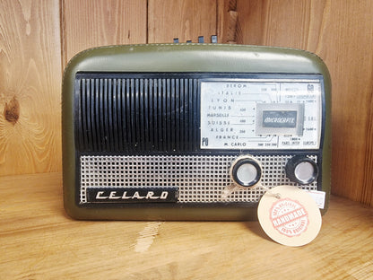 Radio Vintage Celard Rénovée – Enceinte Bluetooth Artisanale avec Batterie Rechargeable – Pièce Unique Made in Ardèche