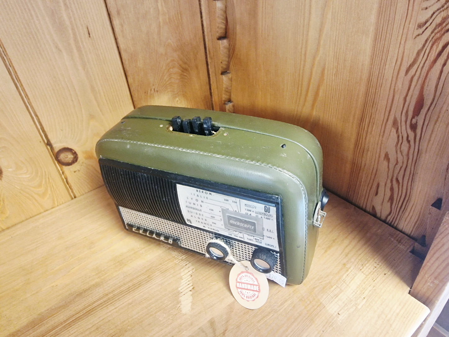 Radio Vintage Celard Rénovée – Enceinte Bluetooth Artisanale avec Batterie Rechargeable – Pièce Unique Made in Ardèche
