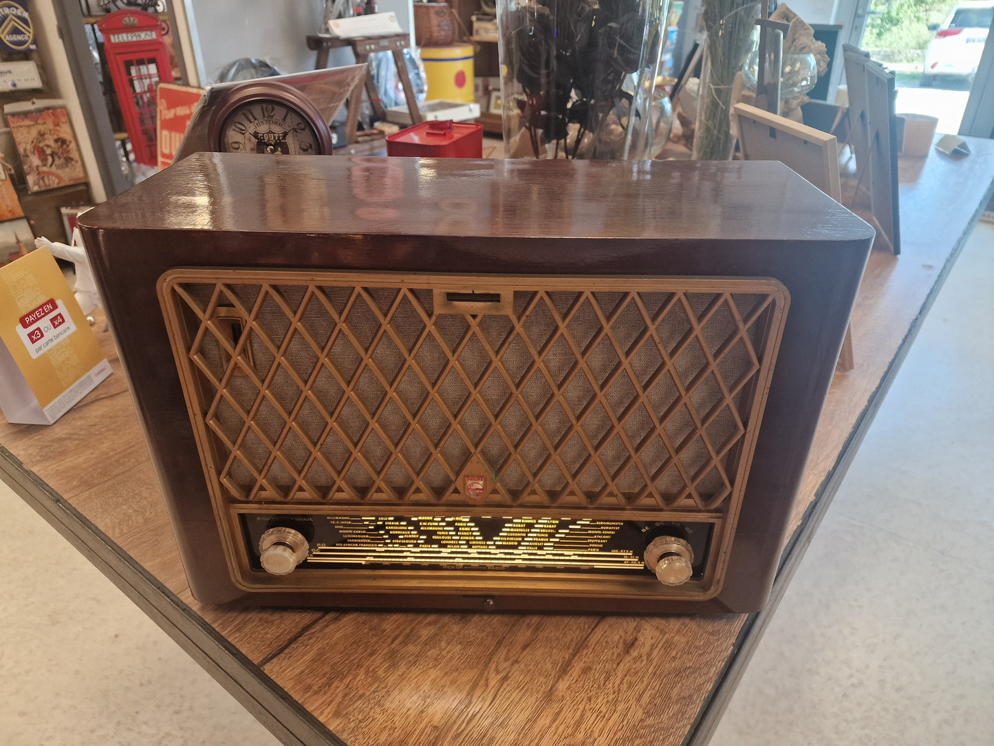 Radio ancienne Philips vintage transformée en enceinte Bluetooth – Poste TSF rétro lumineux – Pièce unique