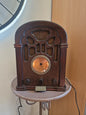 Radio vintage Bluetooth en bois – Enceinte rétro restaurée – Pièce unique artisanale