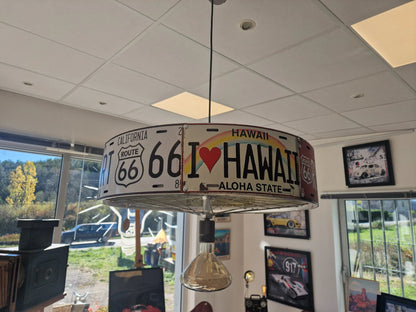 Suspension Industrielle US – Plaques Américaines & Roues de Vélo – Fait Main Ø64 cm