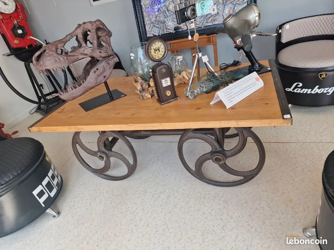Table Basse Grande Roue Industrielle – Création Artisanale Unique Vintagedison