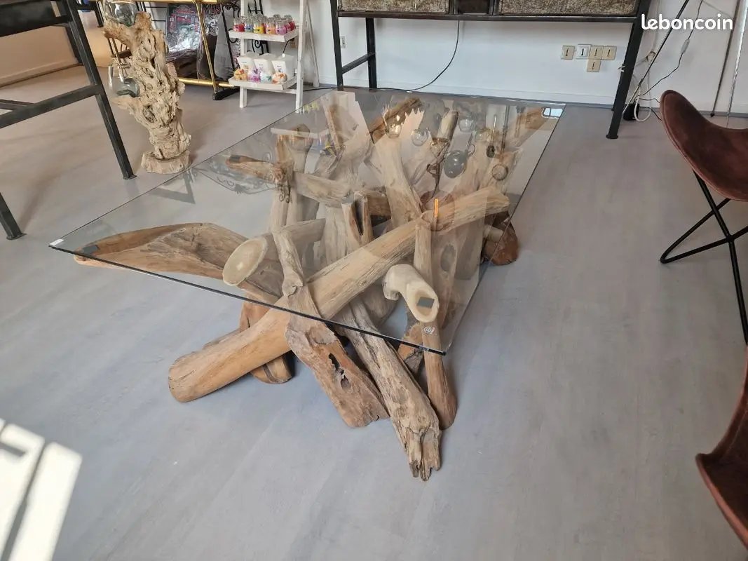 Table Basse en Verre et Bois Flotté – Pièce Unique Vintagedison