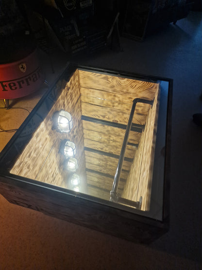 Table basse industrielle effet miroir infini – Pièce unique artisanale