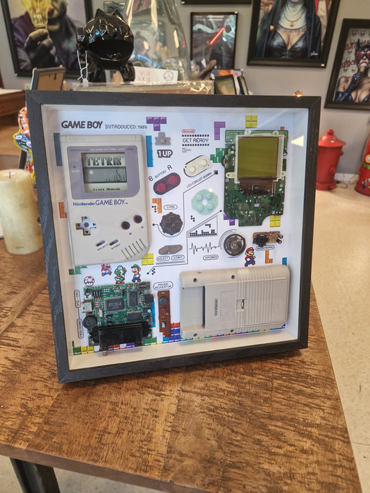 Tableau Game Boy Vintage Désassemblée 30x30 cm | Cadre Nintendo Rétro Gaming | Décoration Murale Geek Gamer | Cadeau Fan Console