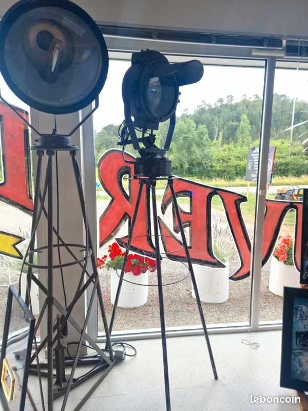 Lampe projecteur INDUSTRIEL de mirador de prison Vintagedison