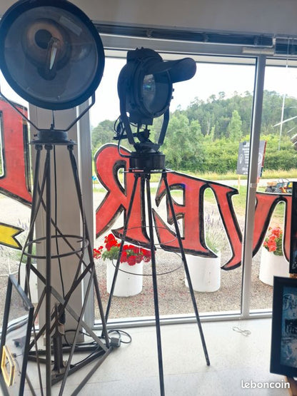 Lampe projecteur INDUSTRIEL de mirador de prison Vintagedison