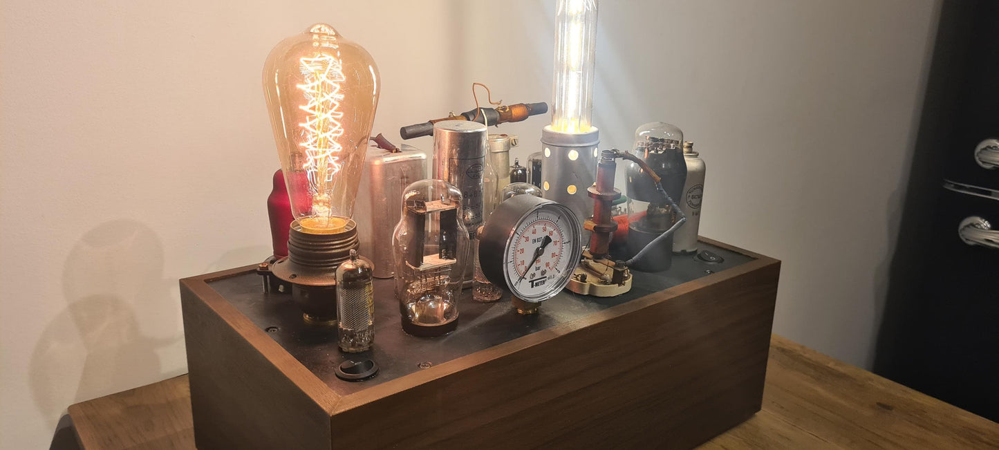 lampe industrielle steampunk enceintes Bluetooth