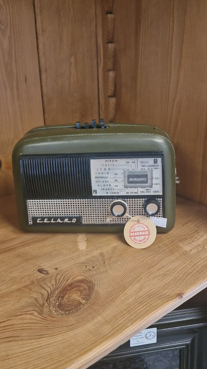 Radio Vintage Celard Rénovée – Enceinte Bluetooth Artisanale avec Batterie Rechargeable – Pièce Unique Made in Ardèche