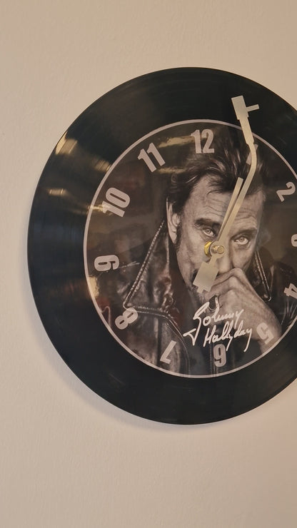 Horloge Vinyle Johnny Hallyday – Une Horloge Vintage Unique pour les Fans de Johnny Hallyday