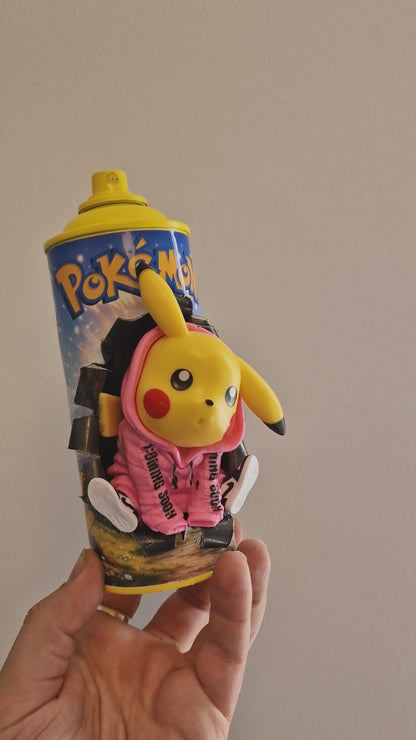 Bombe de peinture custom pokemon – Figurine pikachu rose pop culture artisanale