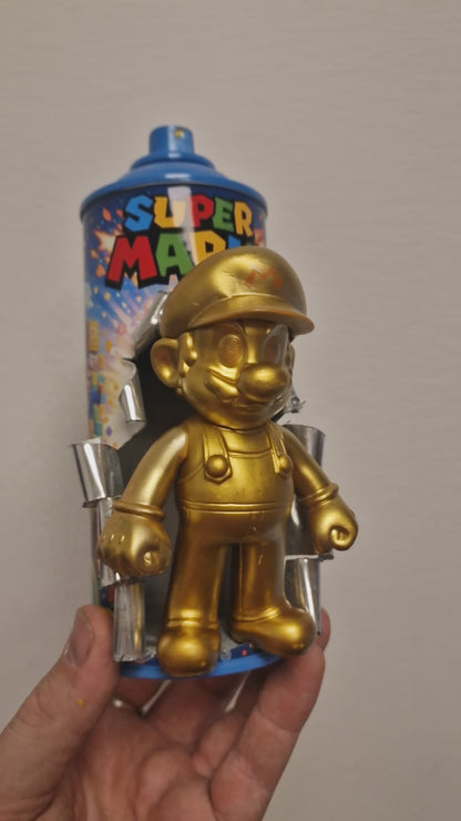 Bombe de peinture custom nintendo  – Figurine mario gold  pop culture artisanale